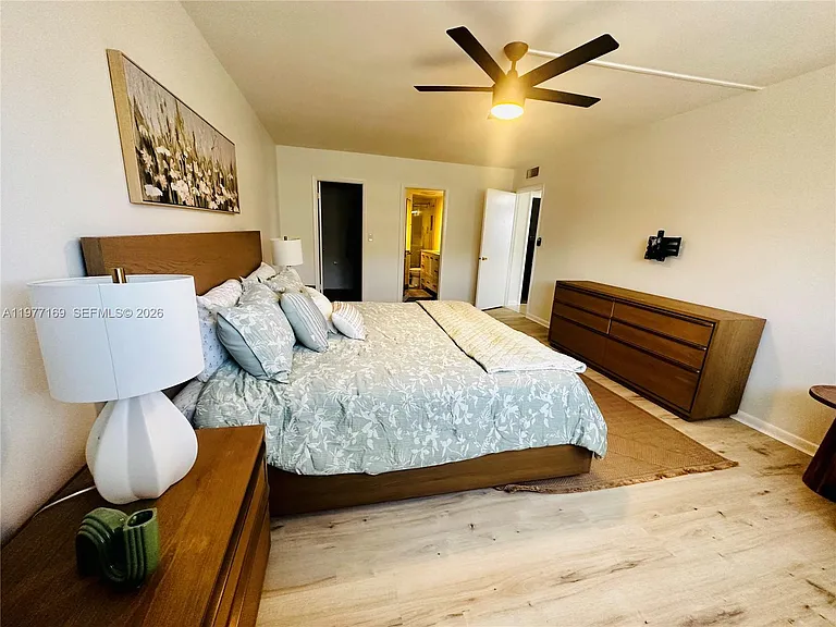 1501 S Ocean Dr #1006 — Photo 9