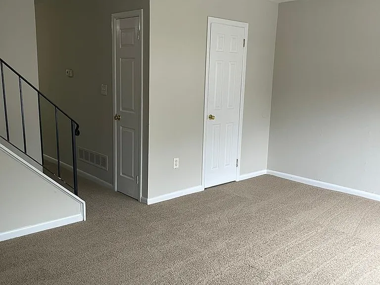 111 Elliot St — Photo 5