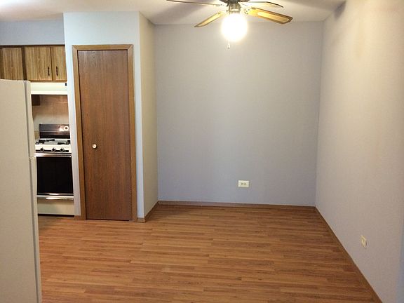 3rd image of 4709 Yender Ave APT 1A