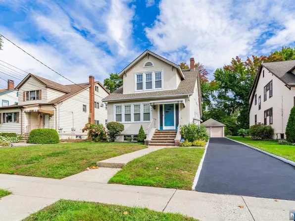 162 Ross Ave, Hackensack, NJ 07601