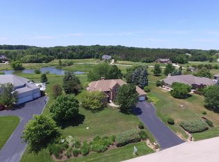 16606 S Kensington Dr, Homer Glen, IL 60491
