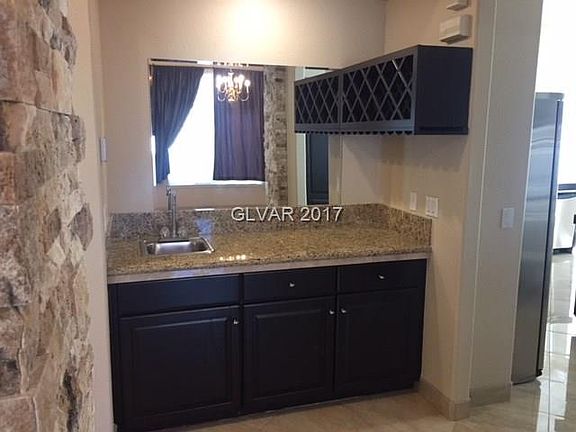 5th image of 1536 Castle Crest Dr