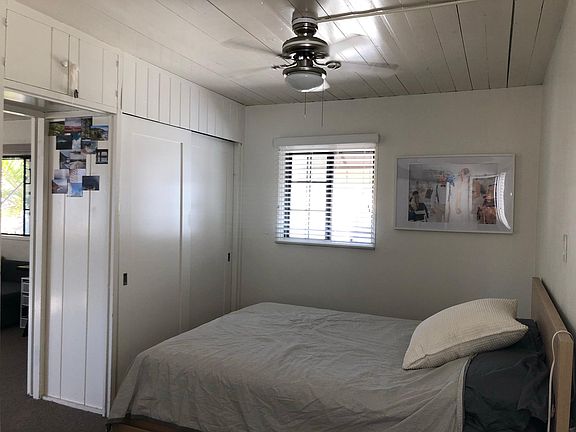 3rd image of 123 Manhattan Ave
