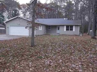 1212 Leeward Ln, Saint Helen, MI