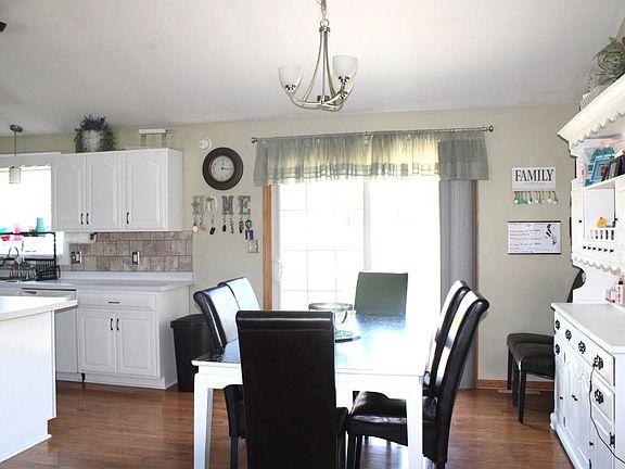 5th image of 1001 Bratton Ave