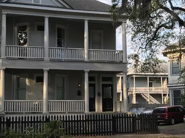 115 W 37th St, Savannah, GA 31401