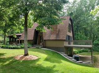 18202 104th Ave, Nunica, MI 49448