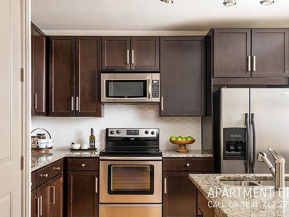 2nd image of 4206 Scotland St #820-215