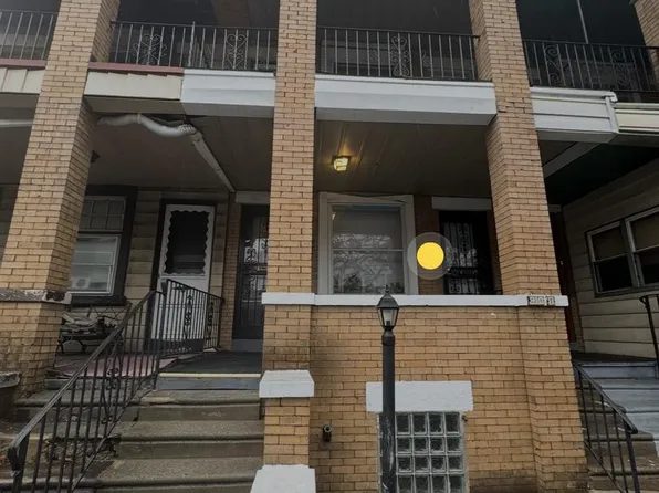 910 S 58th St, Philadelphia, PA 19143