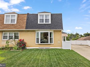 21 Collier Cir, Ridley Park, PA 19078