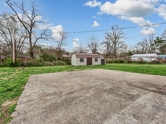 4th image of 5047 Collinwood Dr