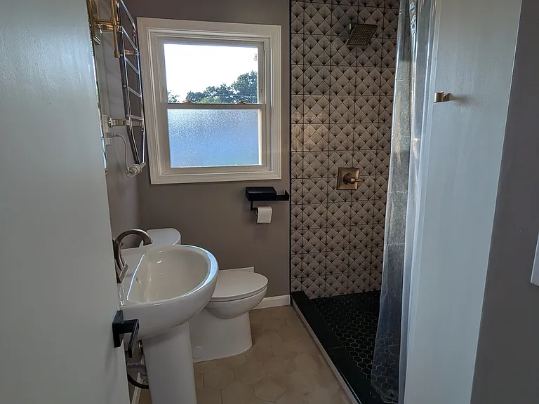 9709 Lyric Ln — Photo 32