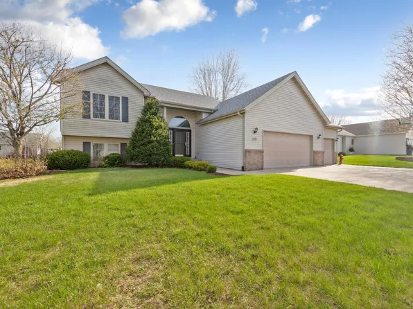 1255 Cottage Ln SE, Owatonna, MN 55060