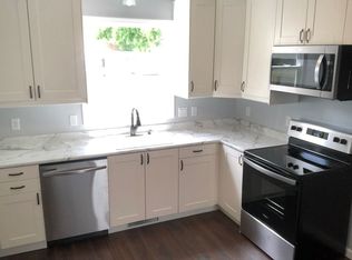 117 7th St SE, Watertown, SD 57201