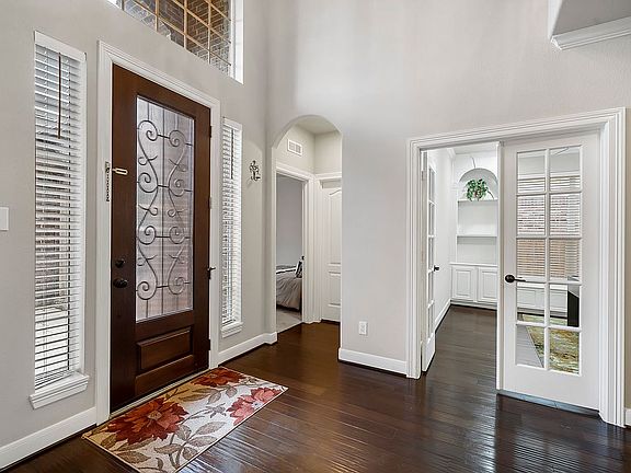 4th image of 10611 Lindabury Hollow Dr
