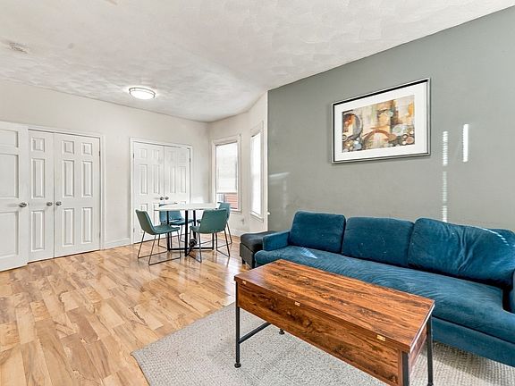 3rd image of 8-10 Dane St