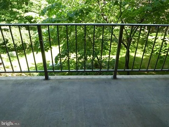 2 bed, 986 sqft, $2,295 — Photo 2