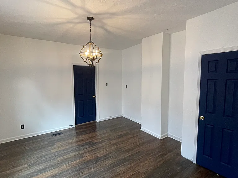 1131 Churchman Ave — Photo 8