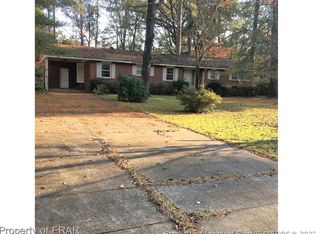 213 S Edinborough St, Red Springs, NC 28377