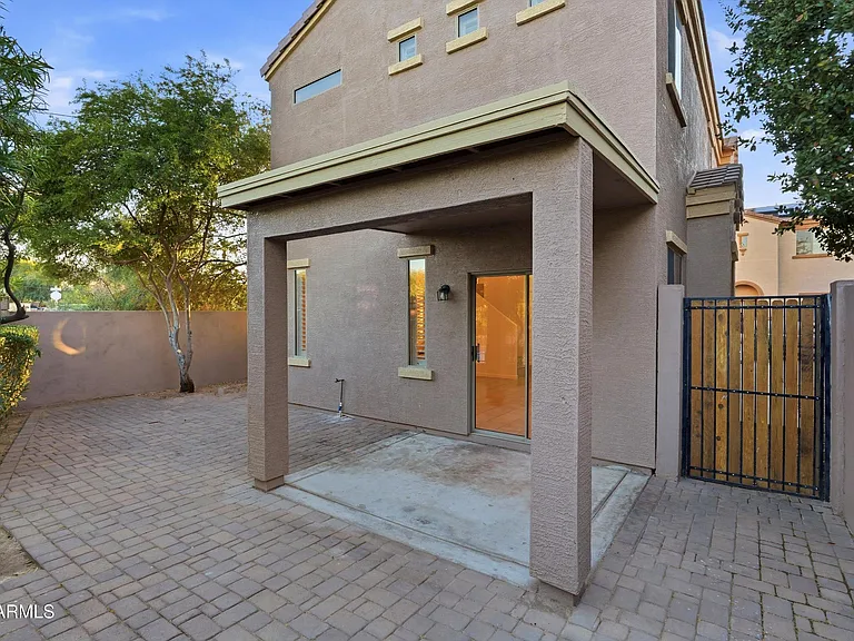 7527 S 13th Pl — Photo 26