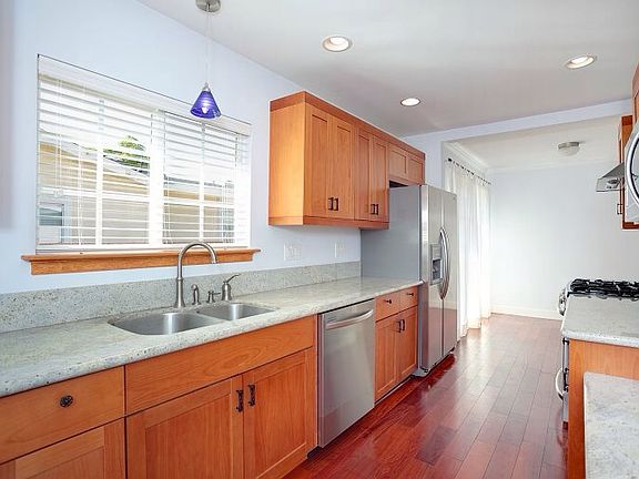 5th image of 3317 Larga Ave