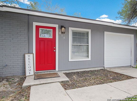 4th image of 816 Hickory Hill Dr