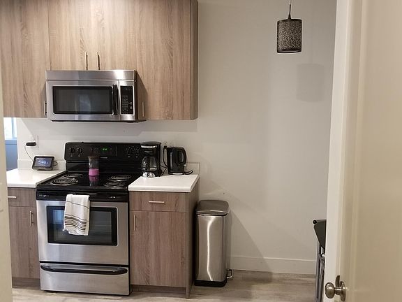 4th image of 564 N Wall St #564