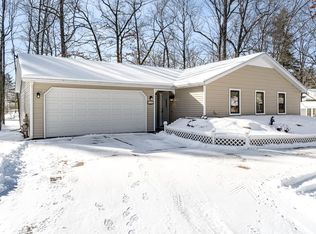 4761 Weatherby Ct, Gladwin, MI 48624