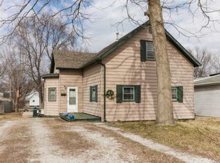 812 E Locust St, Bloomington, IL 61701