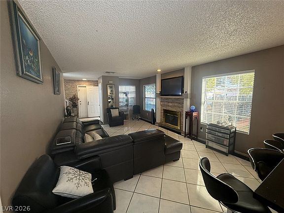 5th image of 109 Opalmae Cir