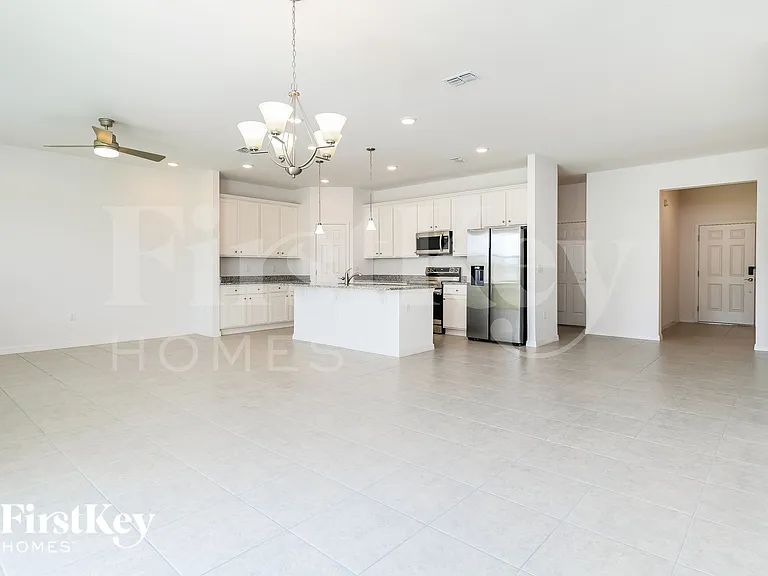 1172 Spokane Point — Photo 6