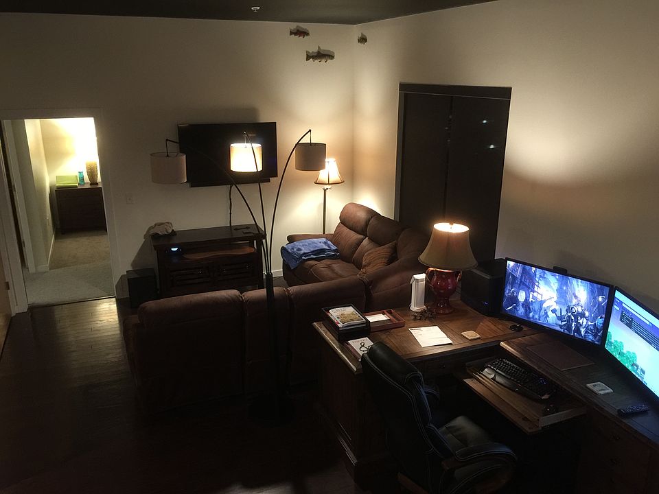 2nd image of 204 Maple St #405