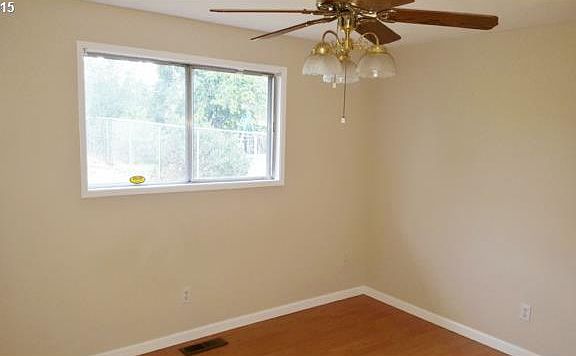 5th image of 1323 NE Village Squire Ct
