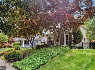 211 Edgewood Ave, Delanco, NJ 08075