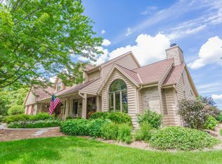 501 Wildwood Rdg, Colgate, WI 53017