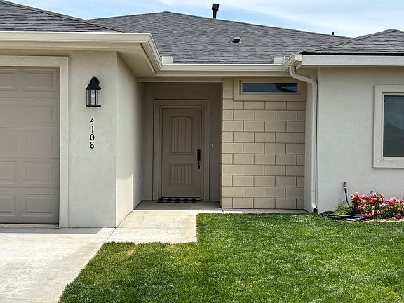3rd image of 4108 Honeyrose Dr