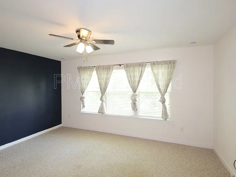 14106 Shallow Creek Ln — Photo 23