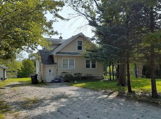 8S057 S Vine St, Burr Ridge, IL 60527
