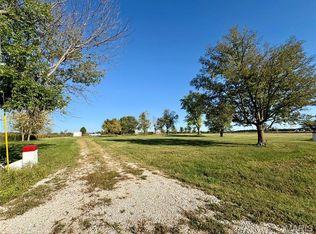 11991 Highway Y, Bowling Green, MO 63334
