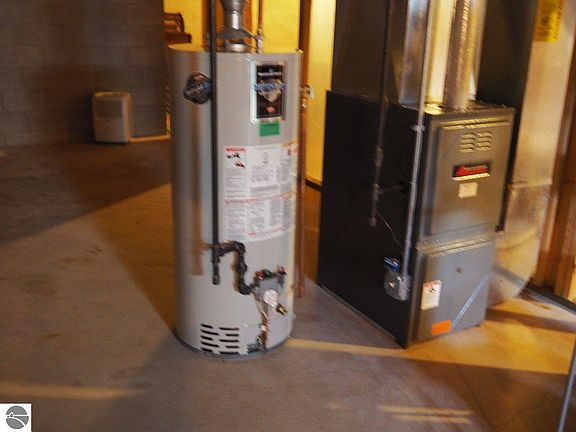 2nd image of 8445 Bent Pine Dr