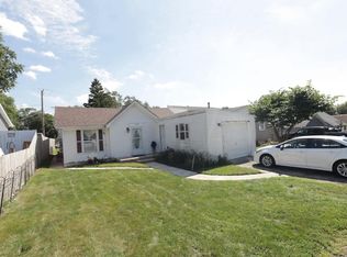 1505 Juneway Ter, Round Lake Beach, IL 60073