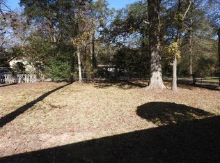 22090 Spring Dr, New caney, TX 77357