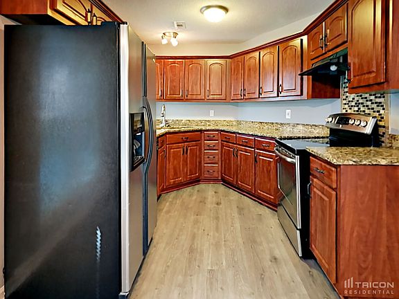 4th image of 8432 Milton Morris Dr