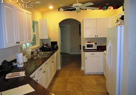 3rd image of 2302 NW 28th Ave