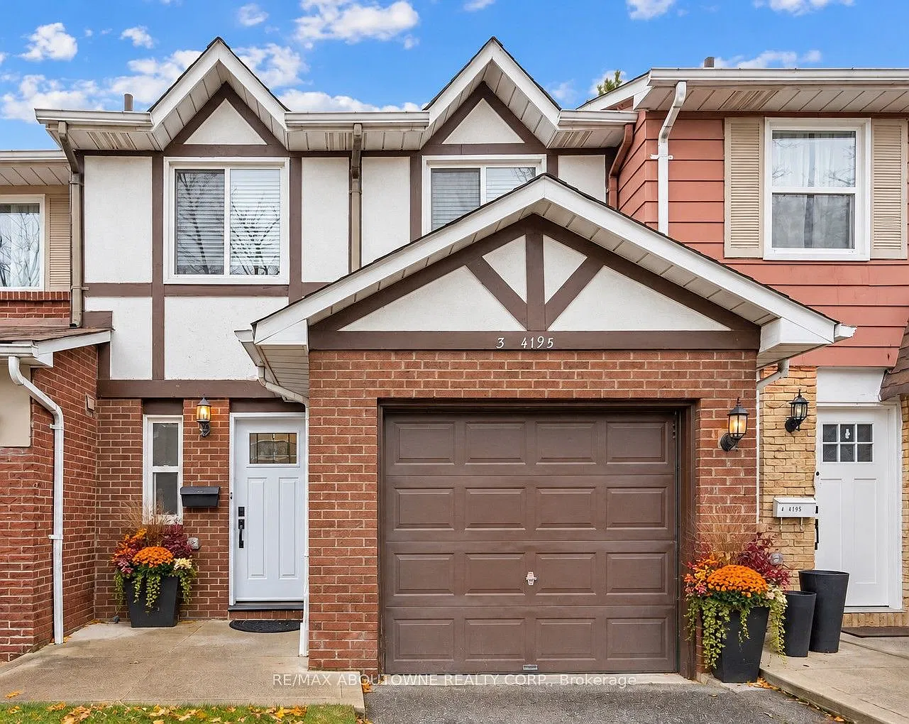3 bed, $3,300 — Photo 1