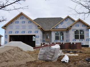 174 Grand Central Dr, Simpsonville, KY 40067