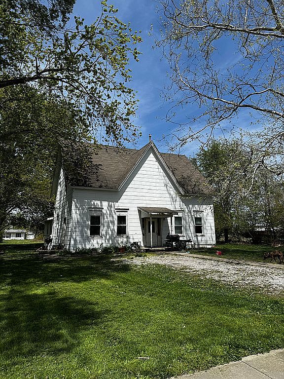 208 Poplar St, Ashmore, IL 61912 Zillow