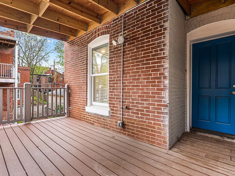 2111 Menard St #2N — Photo 23
