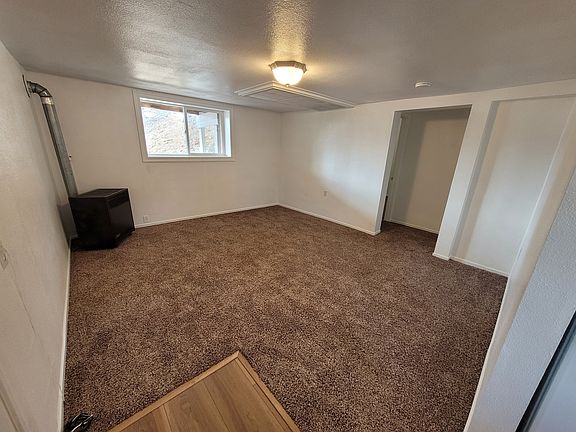2nd image of 198 N C St #9