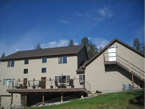 Back of home large deck